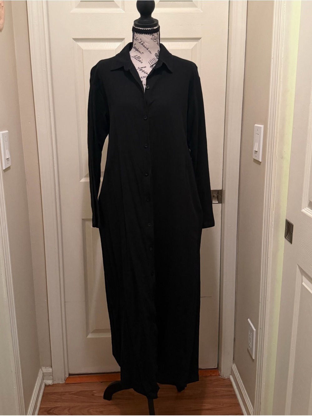 Classic Black Button-Front Women’s Maxi Dress-Lightweight